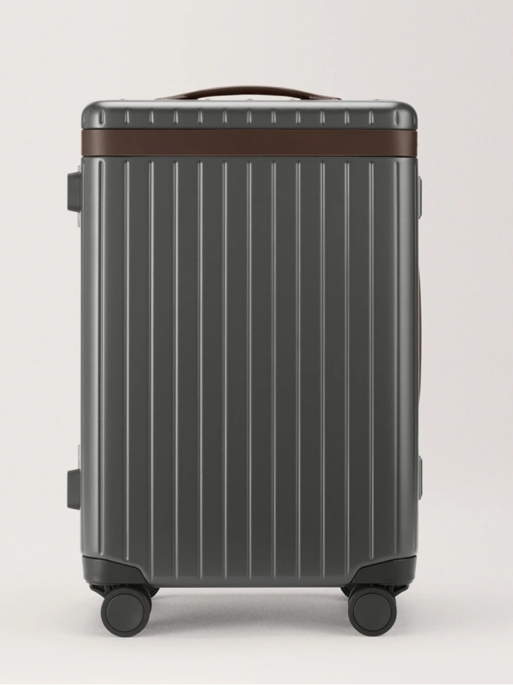 Carl friedrik Hybrid The Carry-on luggage
